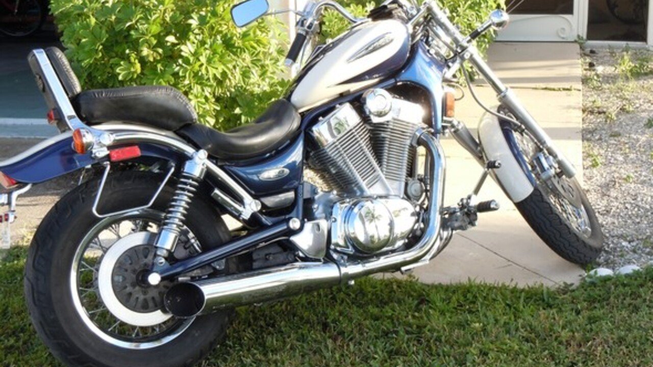 1997 Suzuki Intruder 1400 for sale near Woodland Hills, California
